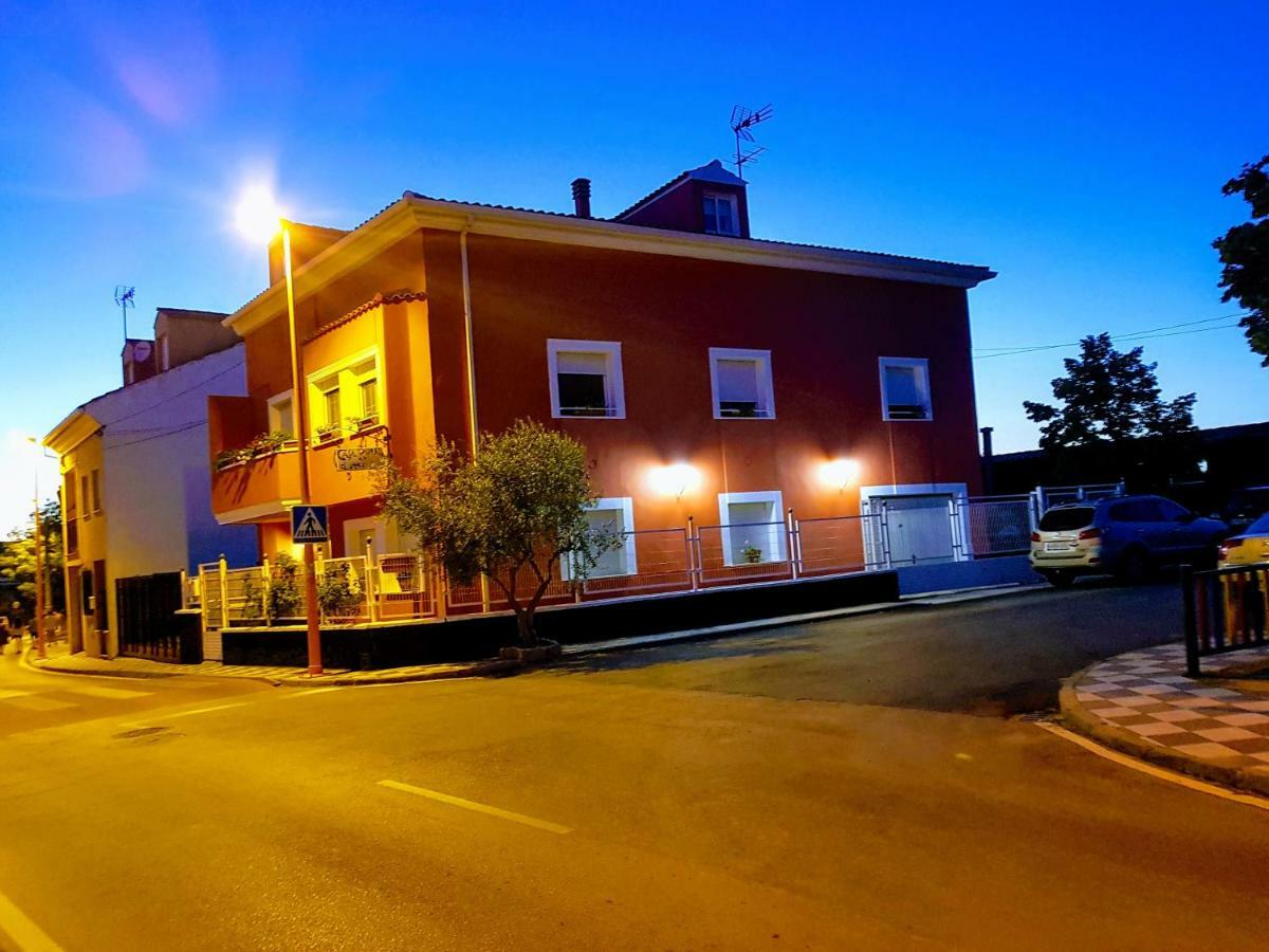 Casa Rural El Sauce. A 2,5 Km De Cuenca Capital Nohales Exteriör bild