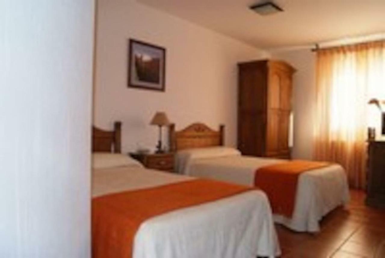 Casa Rural El Sauce. A 2,5 Km De Cuenca Capital Nohales Exteriör bild