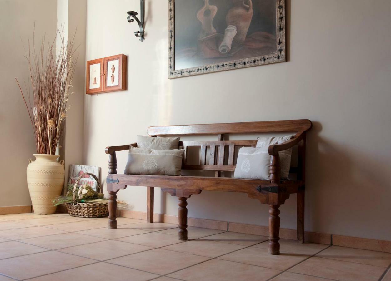 Casa Rural El Sauce. A 2,5 Km De Cuenca Capital Nohales Exteriör bild